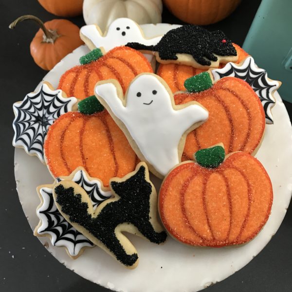 Sparkly Pumpkin Black and White Halloween Cookies