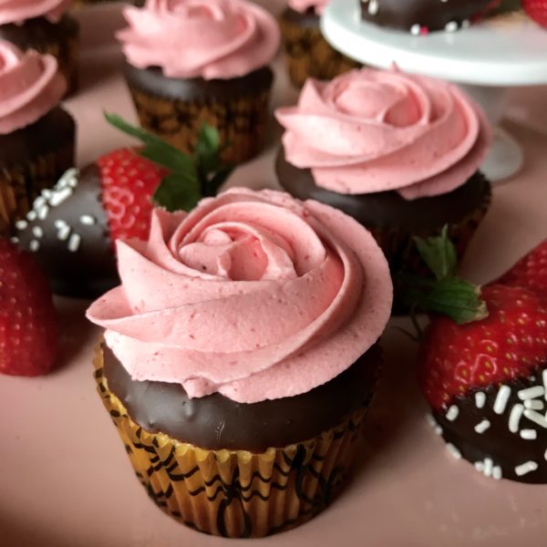 Chocolate-Covered Strawberry Cupcakes